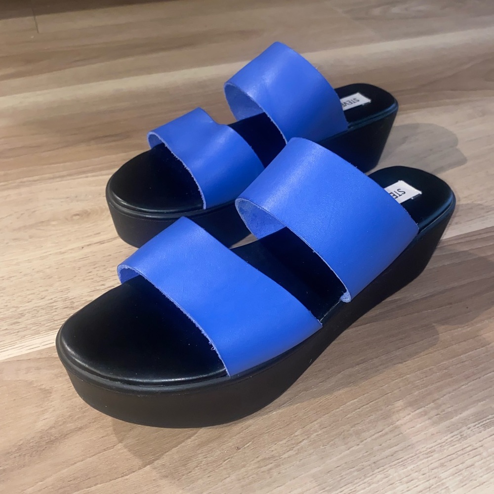 Steve Madden leather platform slides